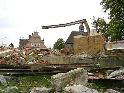 2011_05_02Ebern_alter Bahnhof_nur noch Bauschutt