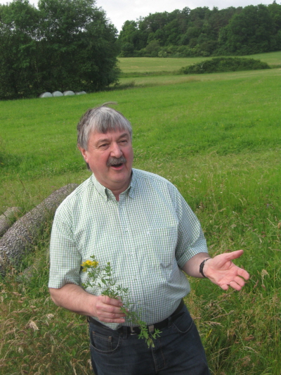 2013 06 23 Kruterwanderung Herbert Stang